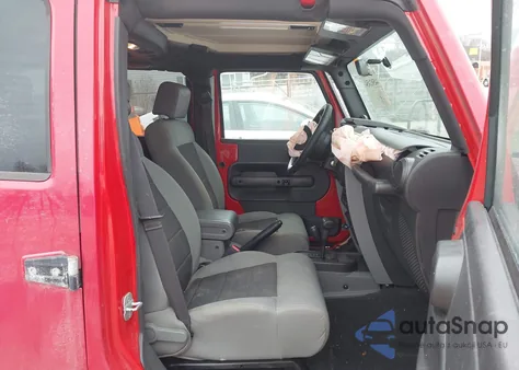 2008 Jeep Wrangler Unlimited X из США, поврежденный, VIN 1J4GA39178L627825